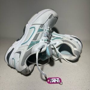 Vionic White Blue Women Size 6,5Classic Walker Comfort Walking Shoes Leather